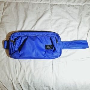 Calvin Klein Streetwear Crossbody Bag